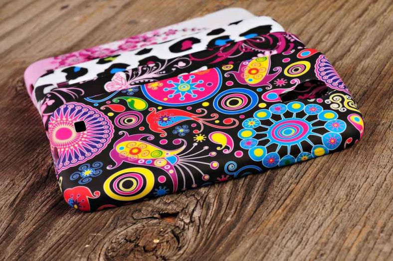 7 Ways to Make Your Own Stickers for Phone Cases